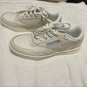 Reebok Classic Sneakers